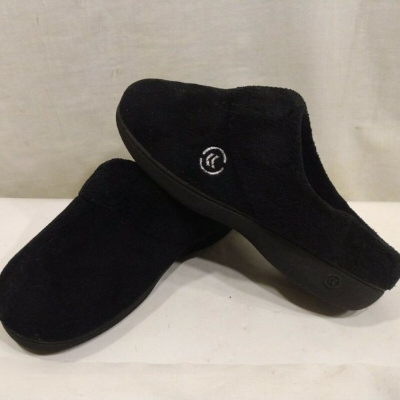 ISOTONER Women's Slip On Cushioned Slippers Slides